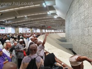 Hajj 2019 stoning the Jamaraat